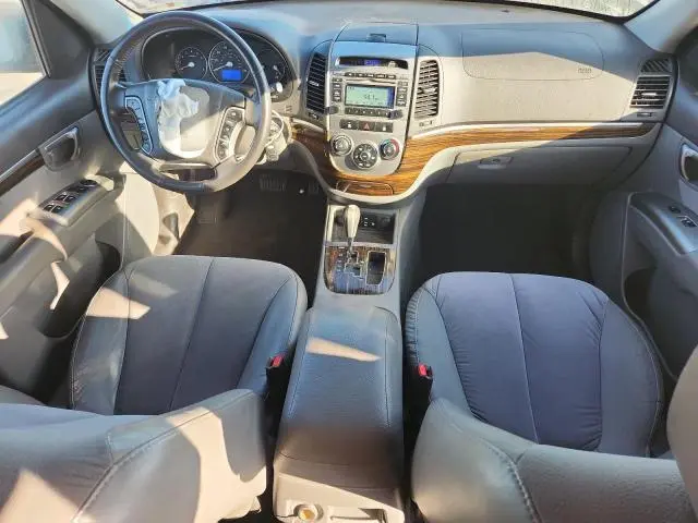 2010 HYUNDAI SANTA FE SE  