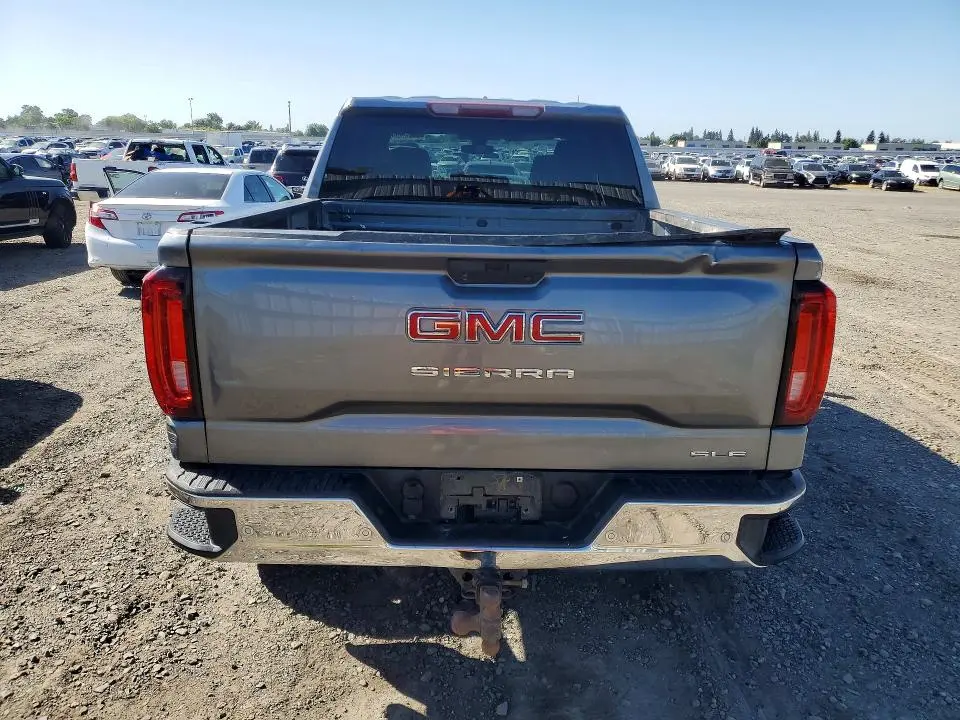 2020 GMC SIERRA K1500 SLE  