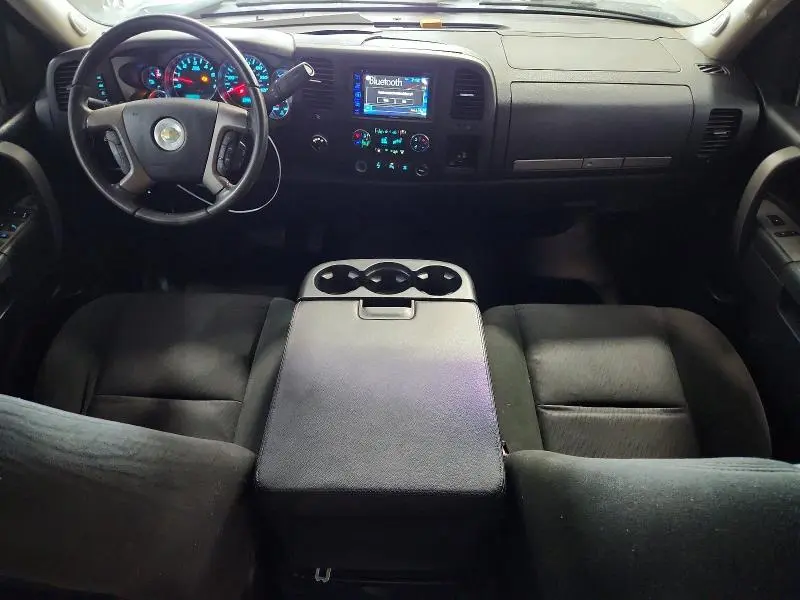 2011 CHEVROLET SILVERADO K1500 LT  