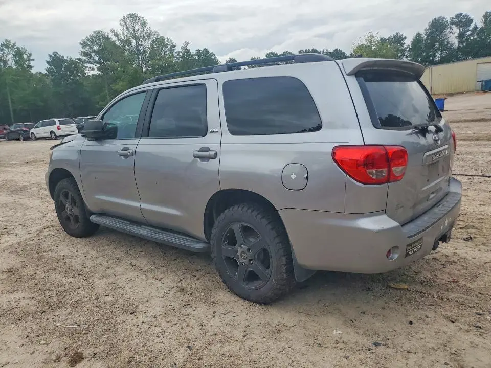 2012 TOYOTA SEQUOIA SR5  