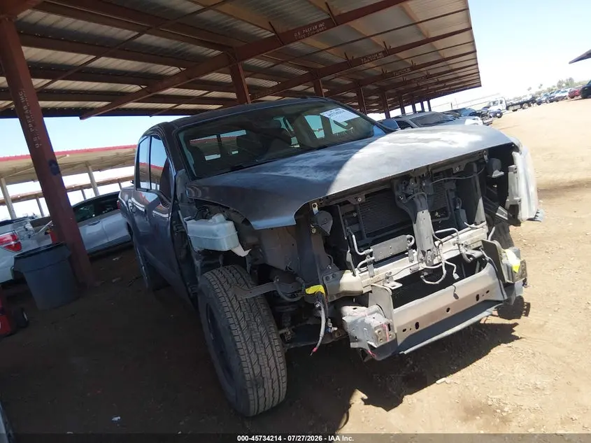 2017 NISSAN TITAN SV