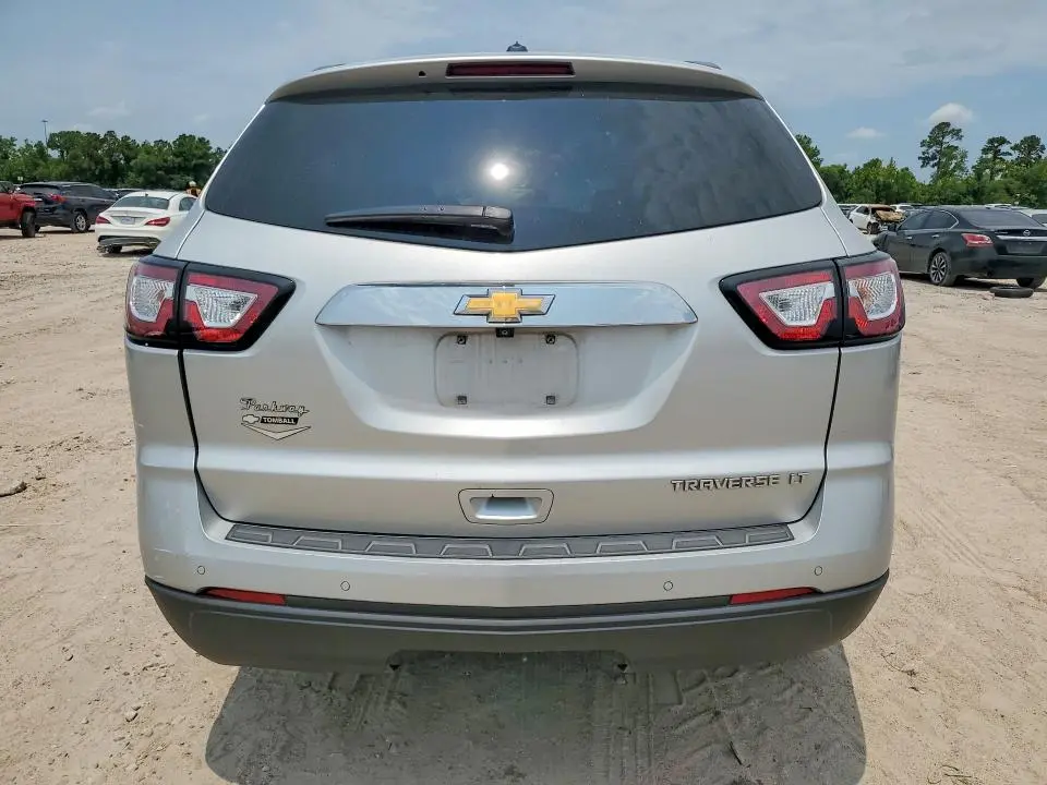 2016 CHEVROLET TRAVERSE LT  