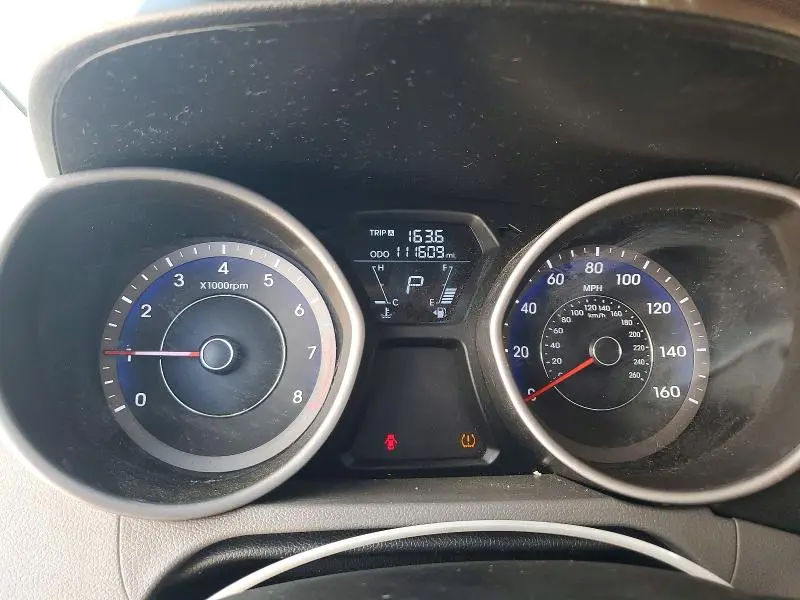 2012 HYUNDAI ELANTRA LIMITED  