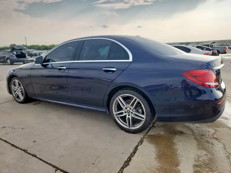 2019 MERCEDES-BENZ E 300  