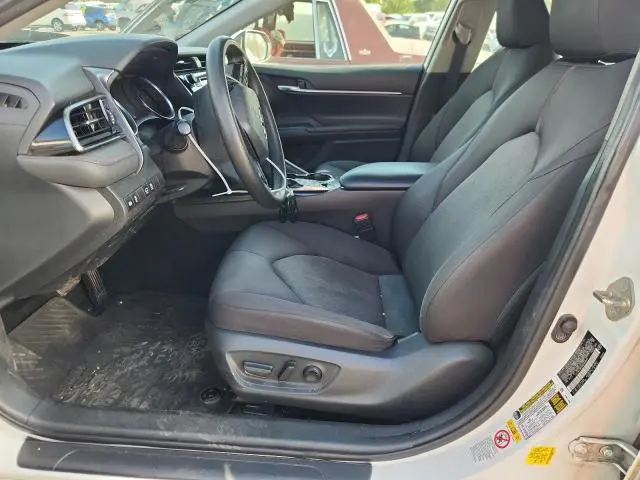 2019 TOYOTA CAMRY LE  