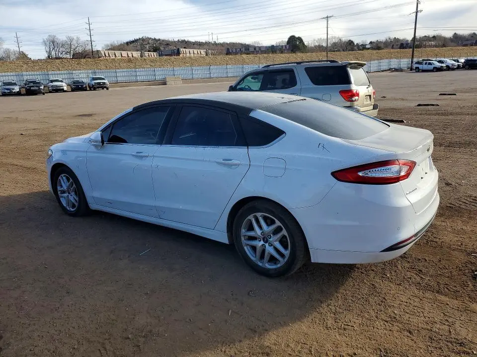2016 FORD FUSION SE  