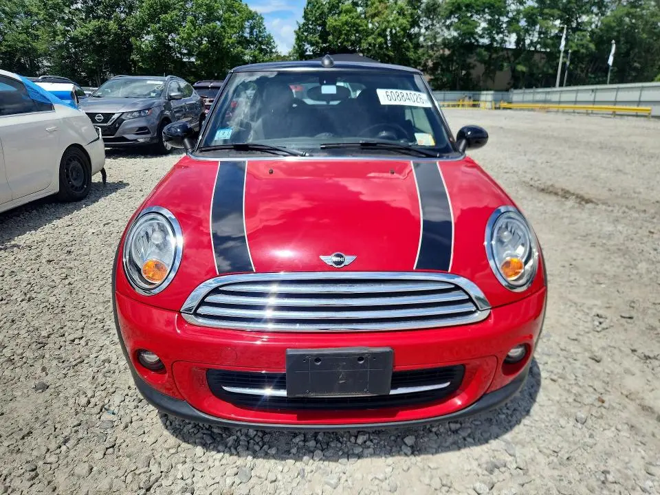 2015 MINI COOPER   