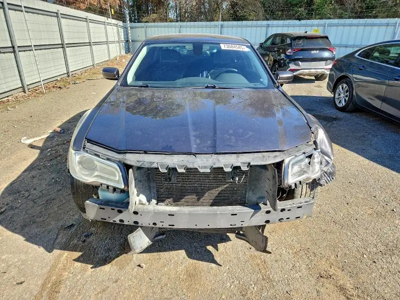 2016 CHRYSLER 300 LIMITED  