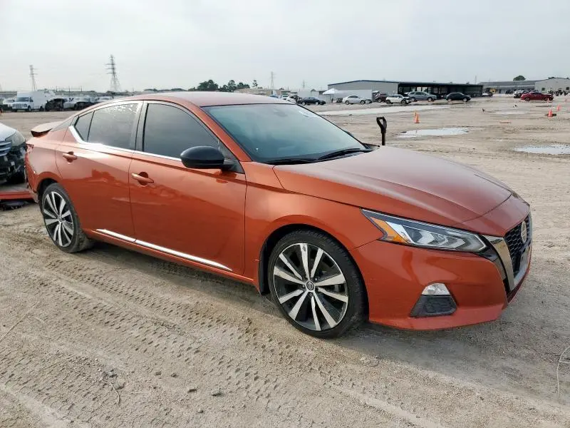 2020 NISSAN ALTIMA SR  