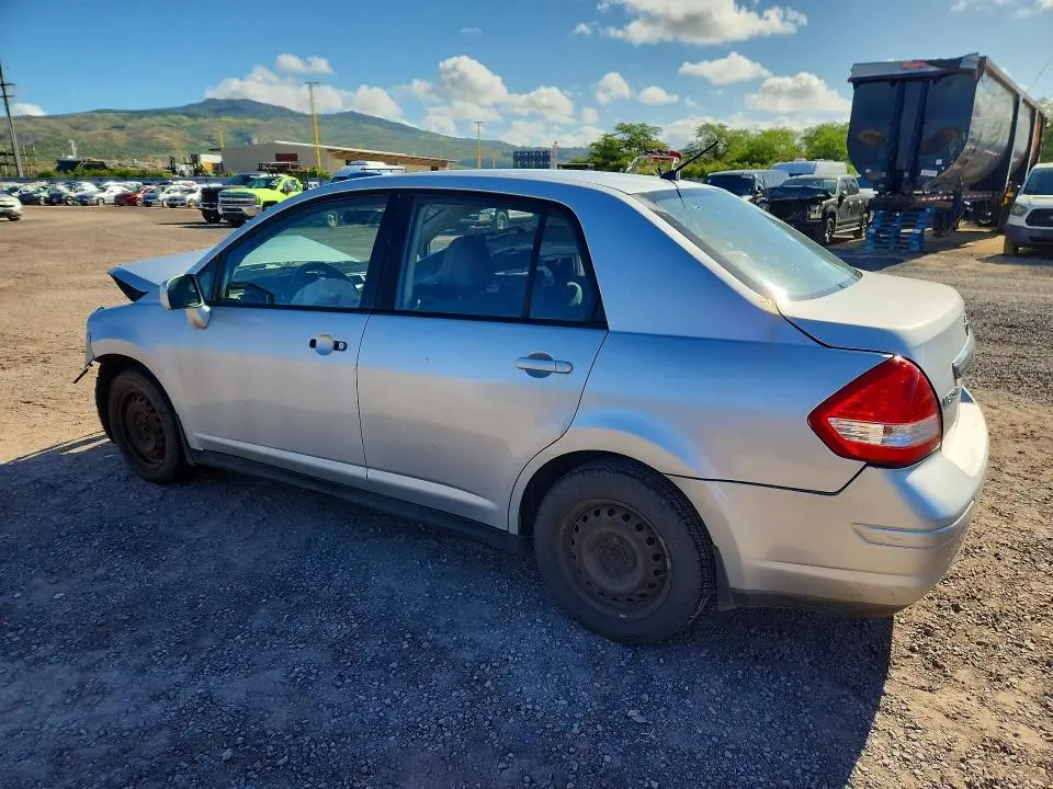 2010 NISSAN VERSA 1.8 S  
