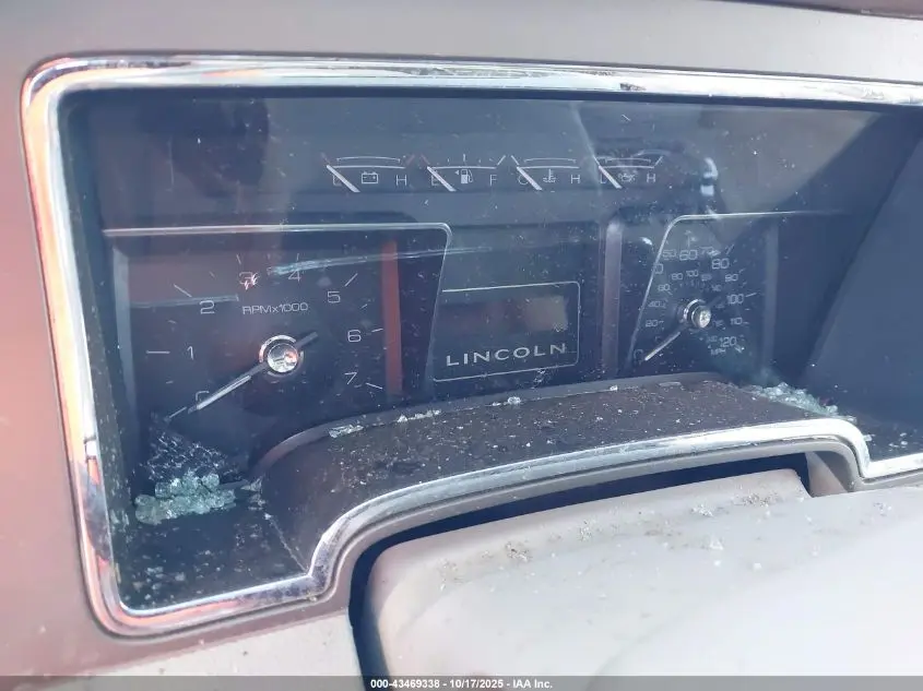 2011 LINCOLN NAVIGATOR L  