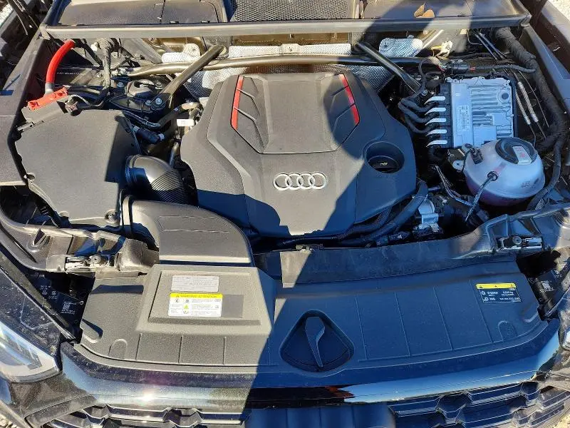 2025 AUDI SQ5 PREMIUM PLUS  