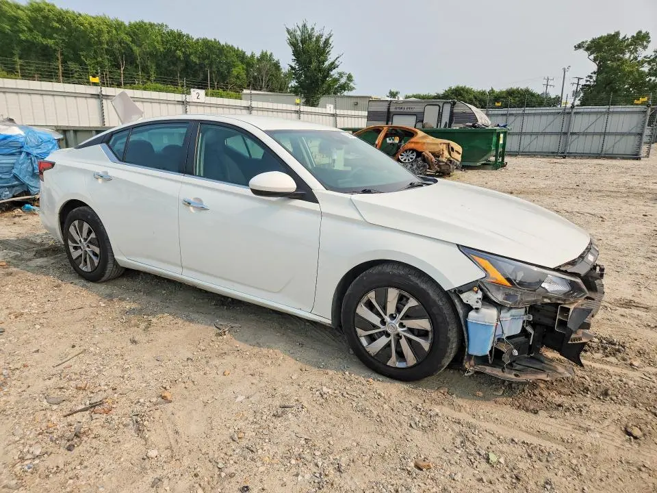2022 NISSAN ALTIMA S  