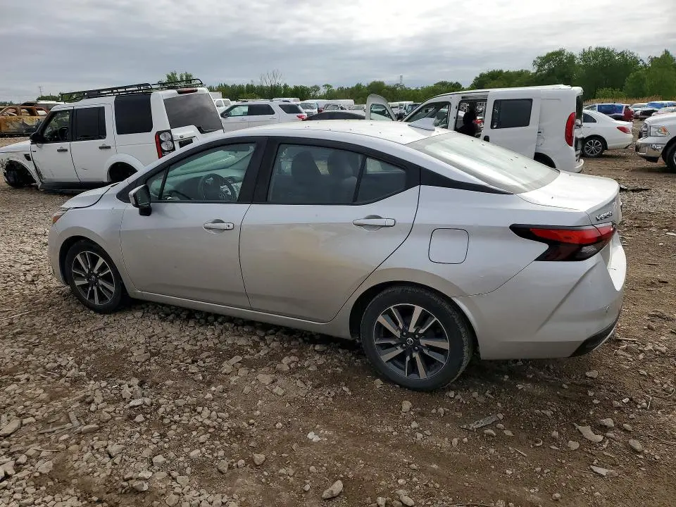 2021 NISSAN VERSA SV  