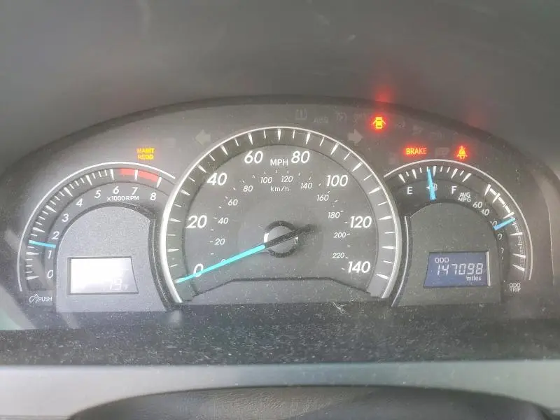2014 TOYOTA CAMRY LE  