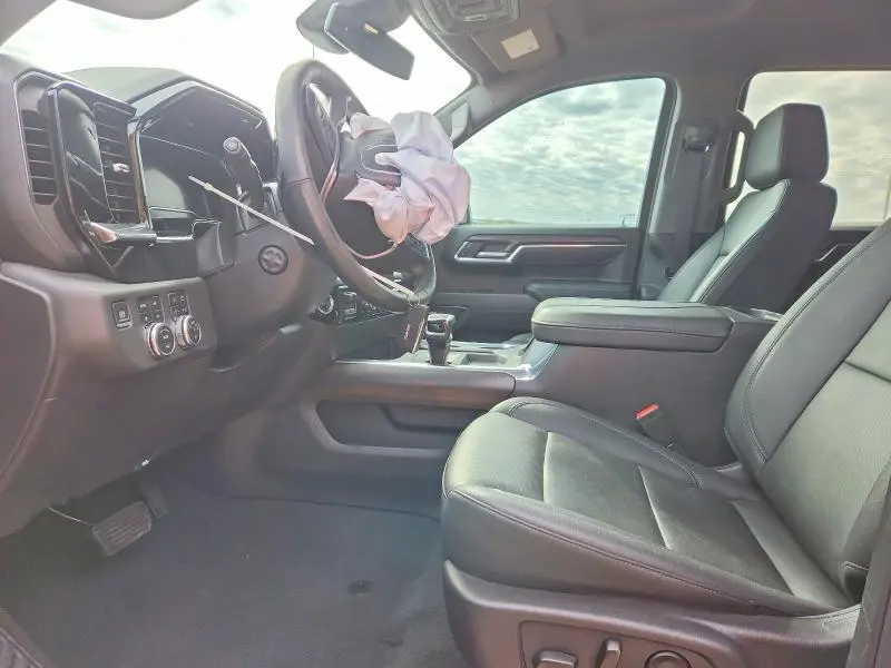 2024 GMC SIERRA K1500 SLT  