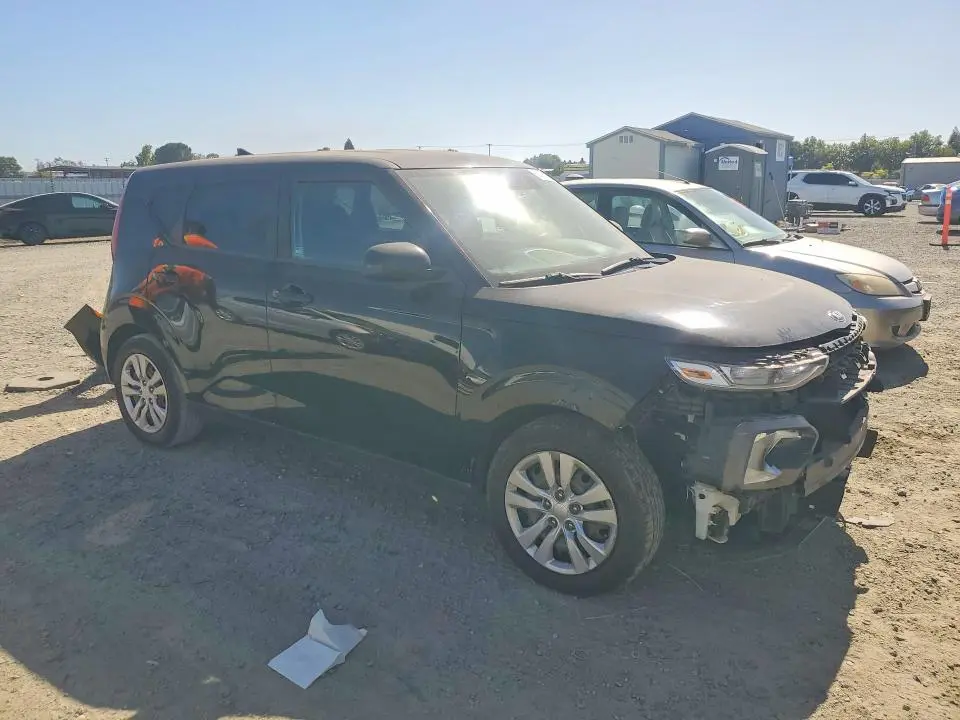 2020 KIA SOUL LX  