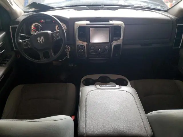 2015 RAM 1500 SLT  