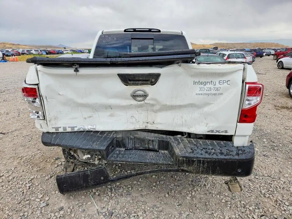 2021 NISSAN TITAN S  