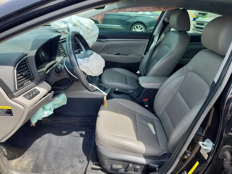 2017 HYUNDAI ELANTRA LIMITED  