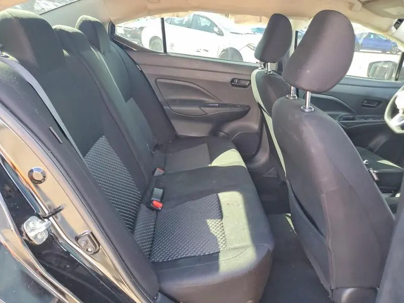 2021 NISSAN VERSA S  