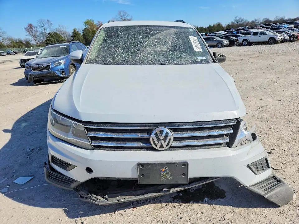 2019 VOLKSWAGEN TIGUAN SE  