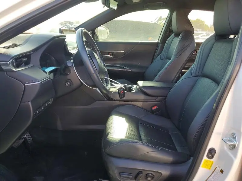 2021 TOYOTA VENZA LIMITED  