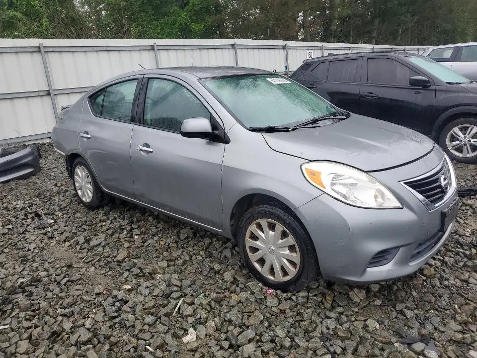 2013 NISSAN VERSA 1.6 S  