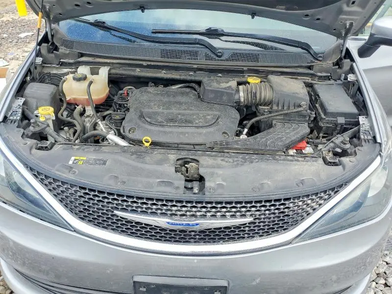 2019 CHRYSLER PACIFICA LX  