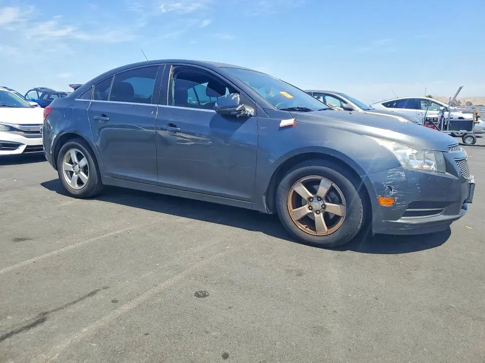 2013 CHEVROLET CRUZE LT  