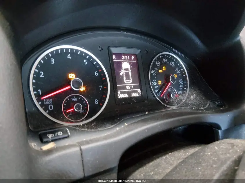 2015 VOLKSWAGEN TIGUAN S