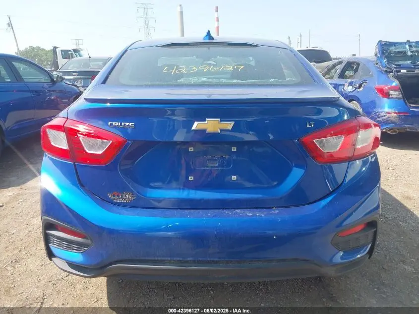 2018 CHEVROLET CRUZE LT AUTO