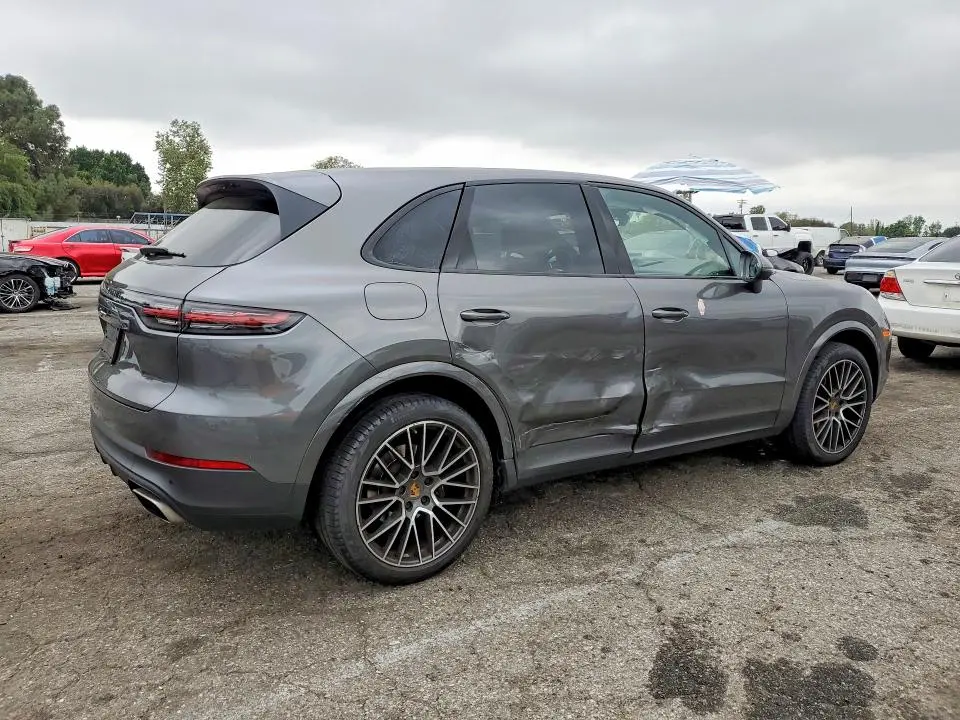 2020 PORSCHE CAYENNE   