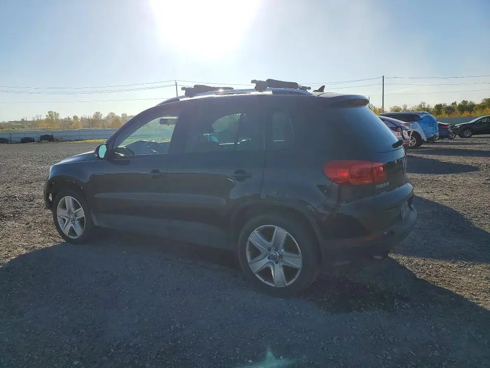2014 VOLKSWAGEN TIGUAN S  