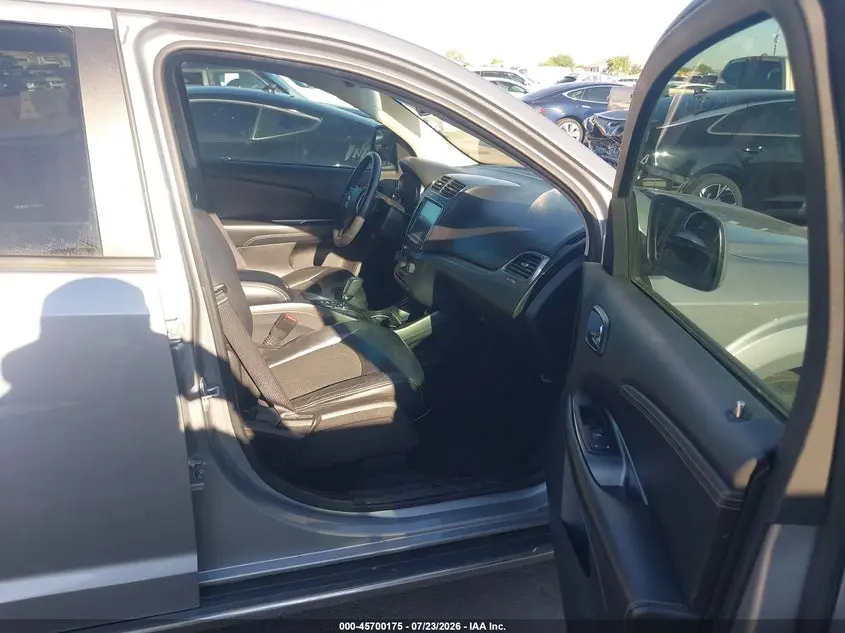 2016 DODGE JOURNEY CROSSROAD PLUS