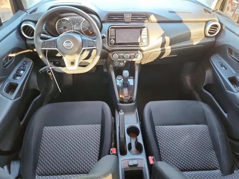 2021 NISSAN VERSA S  