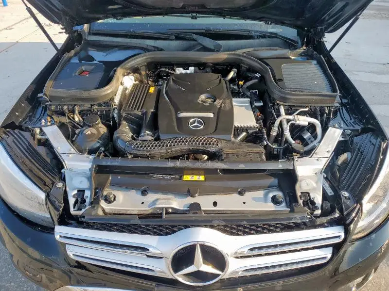 2019 MERCEDES-BENZ GLC 300  