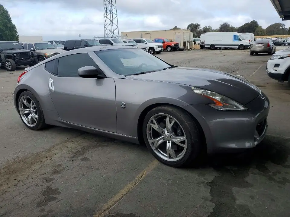 2010 NISSAN 370Z BASE  