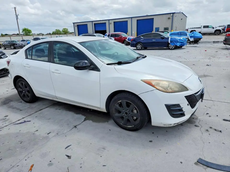 2010 MAZDA 3 I  