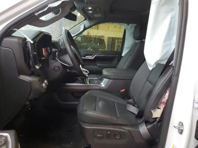 2024 GMC SIERRA K1500 SLT  