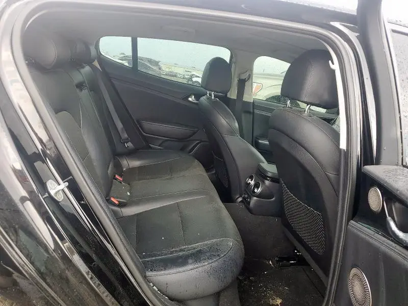 2018 KIA STINGER PREMIUM  