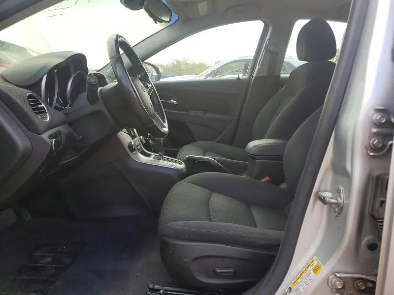 2012 CHEVROLET CRUZE LT  