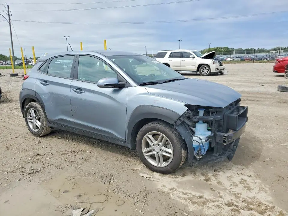 2020 HYUNDAI KONA SE  