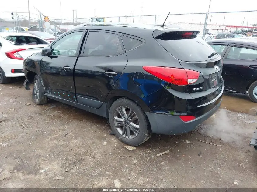 2015 HYUNDAI TUCSON SE