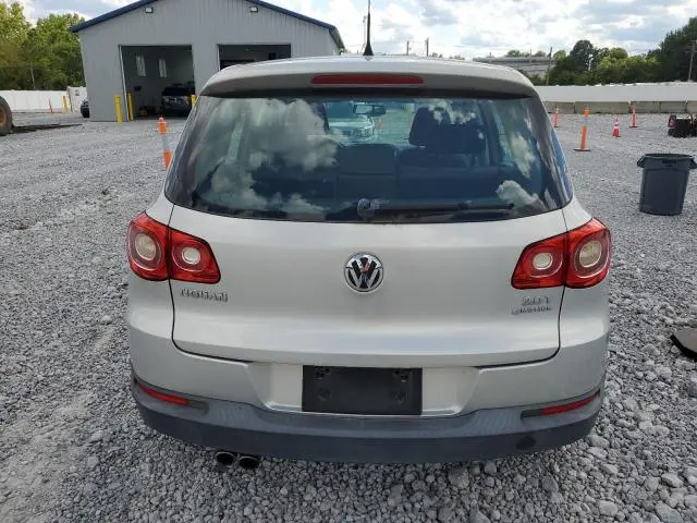 2011 VOLKSWAGEN TIGUAN S  