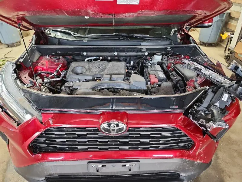 2023 TOYOTA RAV4 XLE  