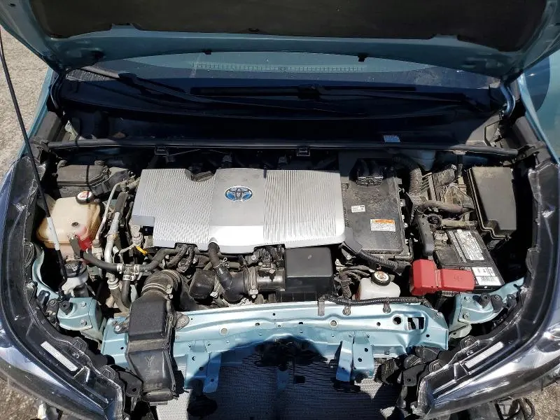 2020 TOYOTA PRIUS LE AWD-E  