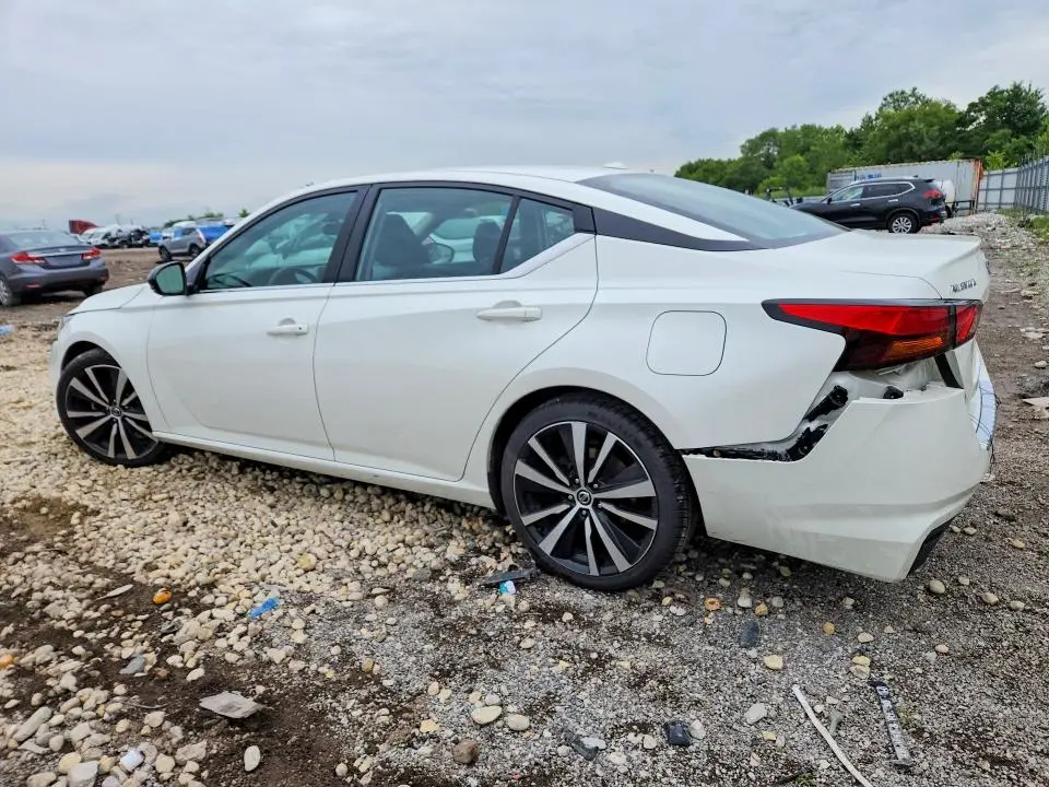 2020 NISSAN ALTIMA SR  