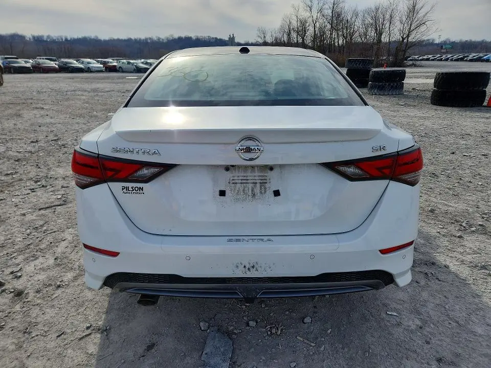 2021 NISSAN SENTRA SR  