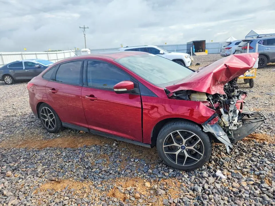 2017 FORD FOCUS SEL  
